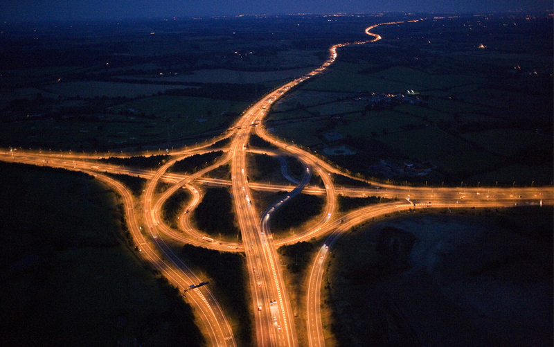 Illustration for article titled Spectacular Night Photography of London Causes Awe, Vertigo